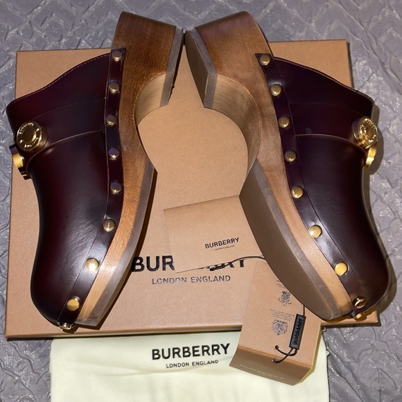 NWT Burberry Ophelia mules excellent condition size 39 dark burgundy color - Picture 4 of 8